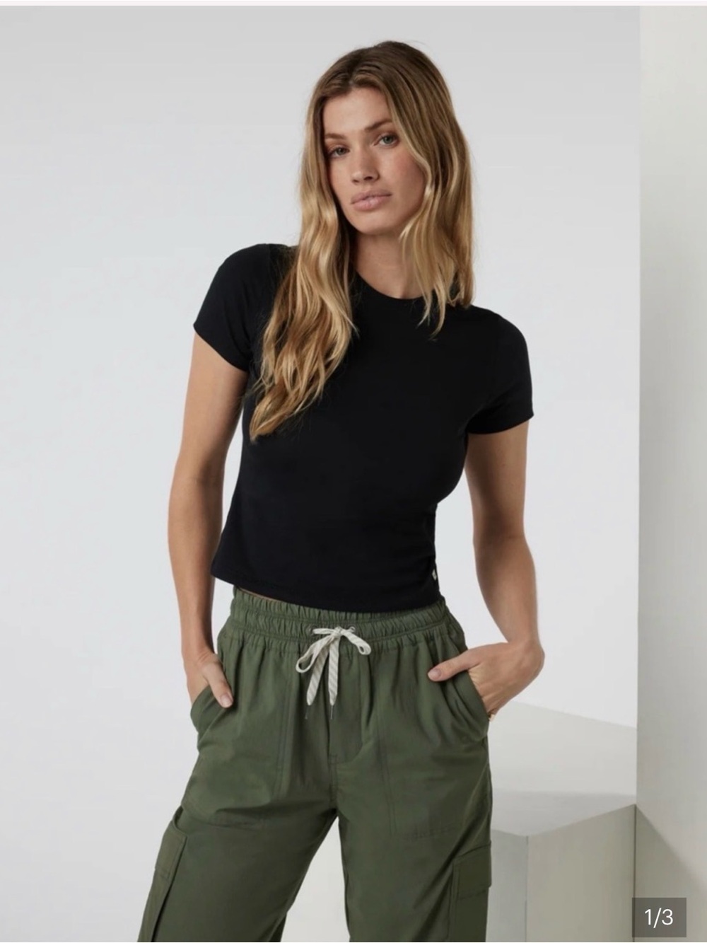 89. Vuori feather baby Short Sleeve Crewneck Tee